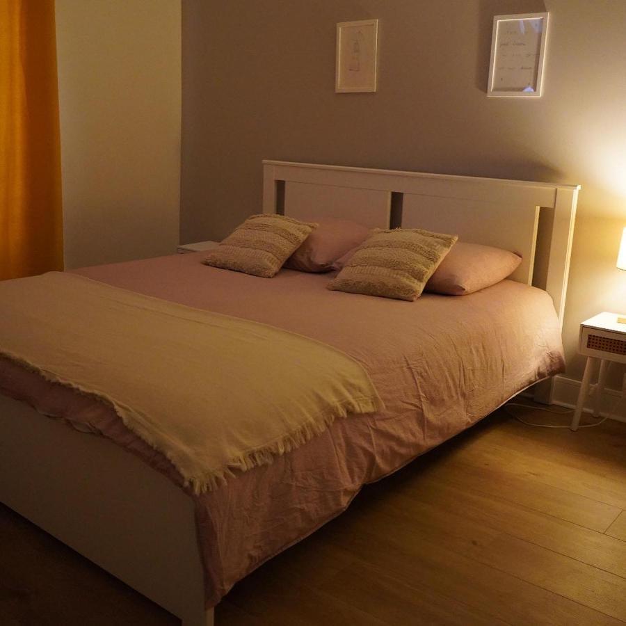 Un Dimanche Chez Julie Chambre Celestine Партене Екстериор снимка
